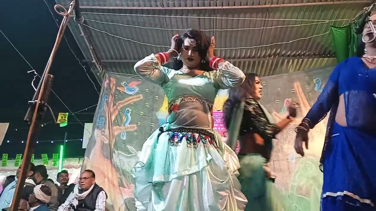 गूलर के डाल बैठी पे बहुत जबराजस्त पारो रानी दे डांस किया ❤️#viralvideo #trending #videoviral #song