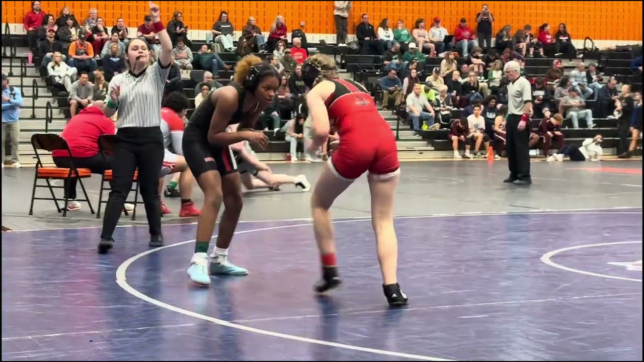 1st place at districts 🥇🤼‍♀️!! Going 2-0.