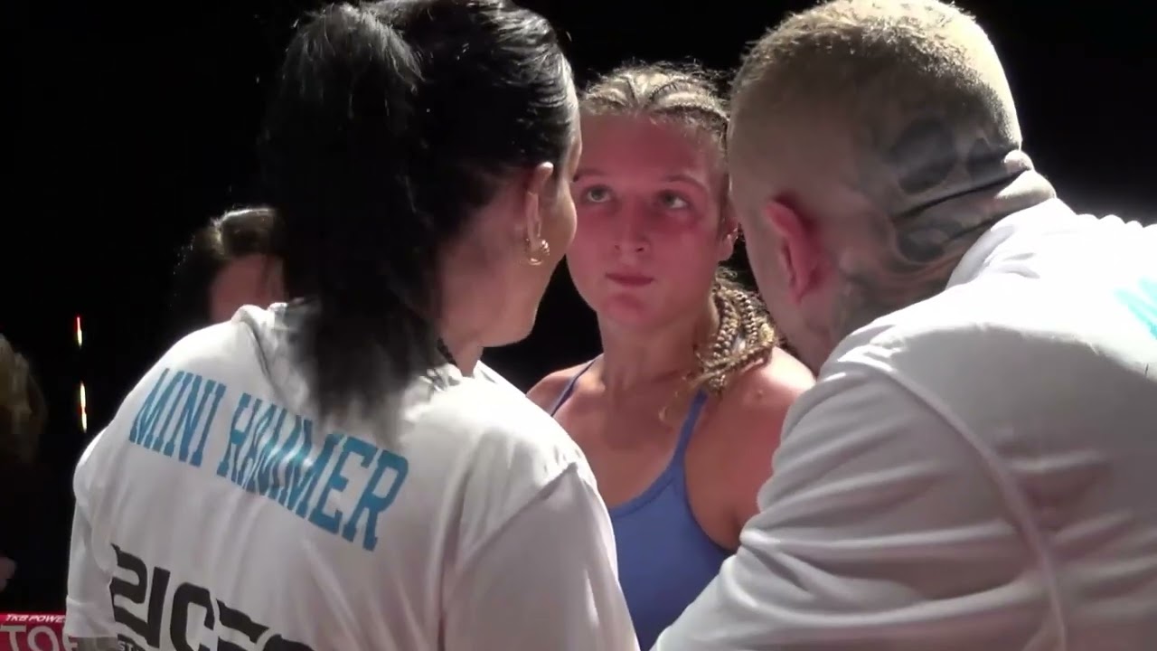 CASSEY ZETOLOFSKY V ALYSSA DALBY 70KG N CLASS MUAY THAI