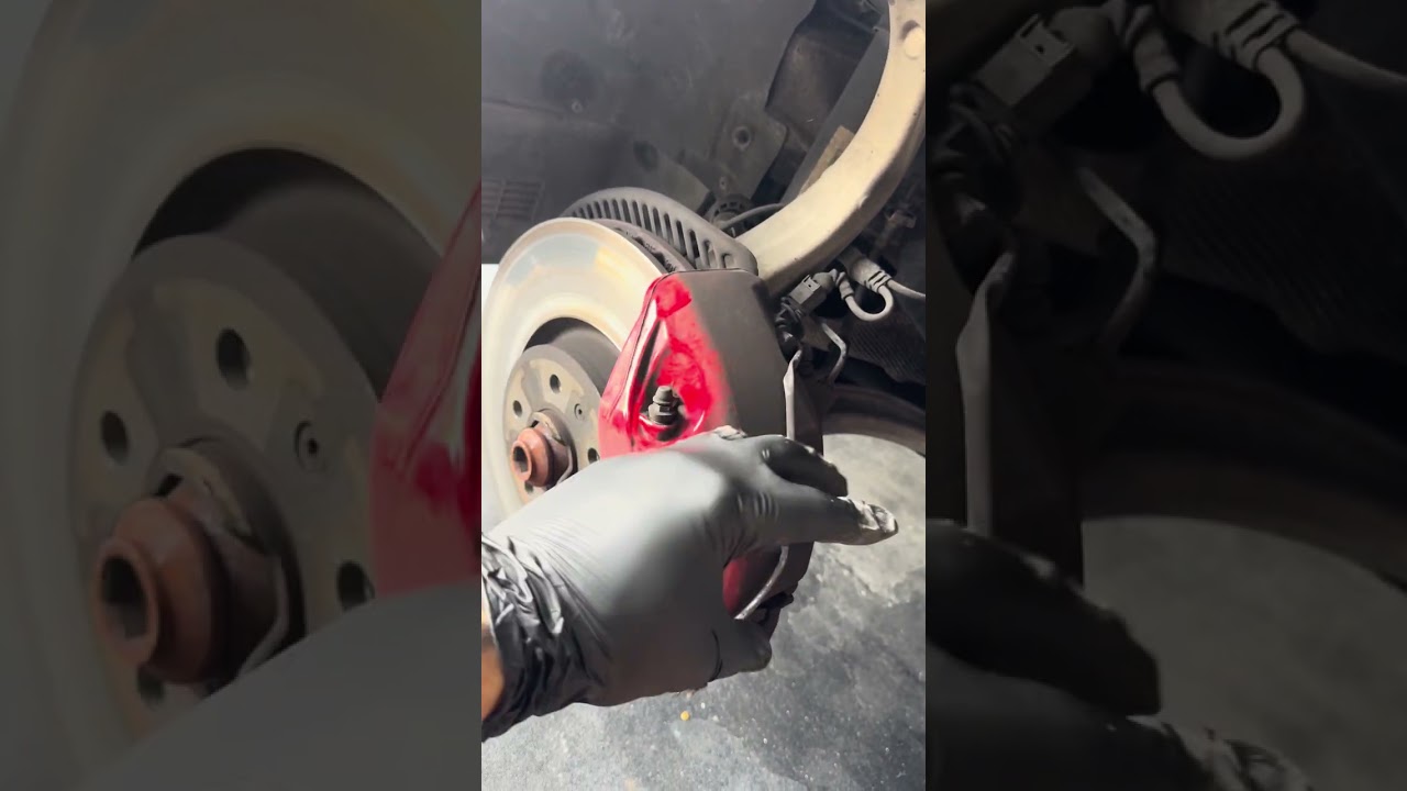 Changing Audi S5 front brake pads