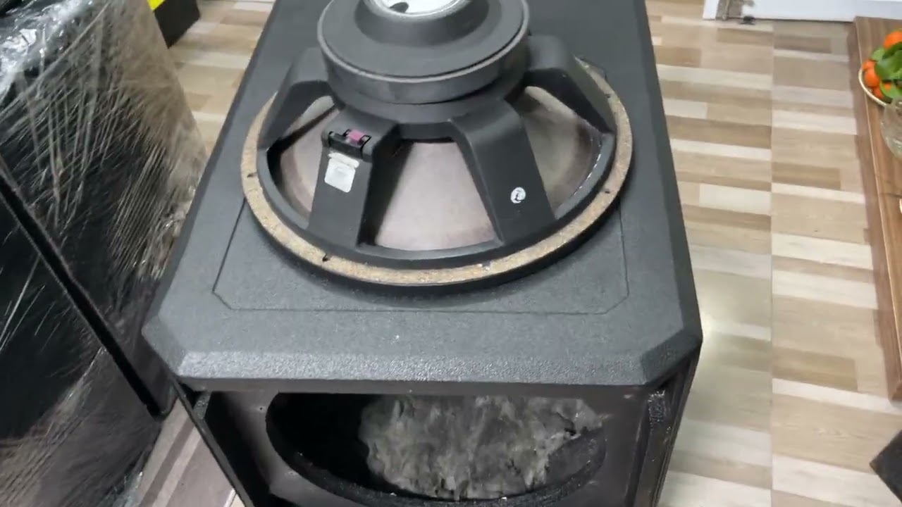 SUB JBL STX 818S made in Mexico đẹp zin nguyên bản trên 90% quá khủng long luôn lh 0988859693