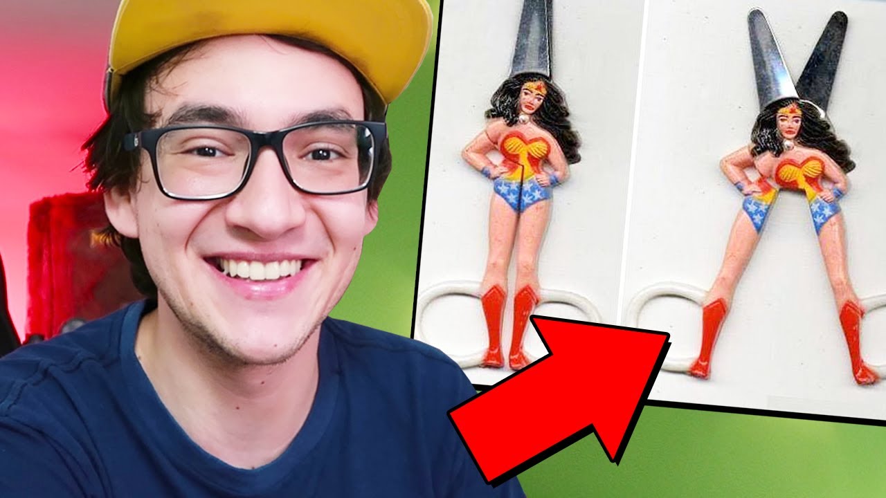 REAGINDO A BRINQUEDOS FALSOS DA LIGA DA JUSTIÇA