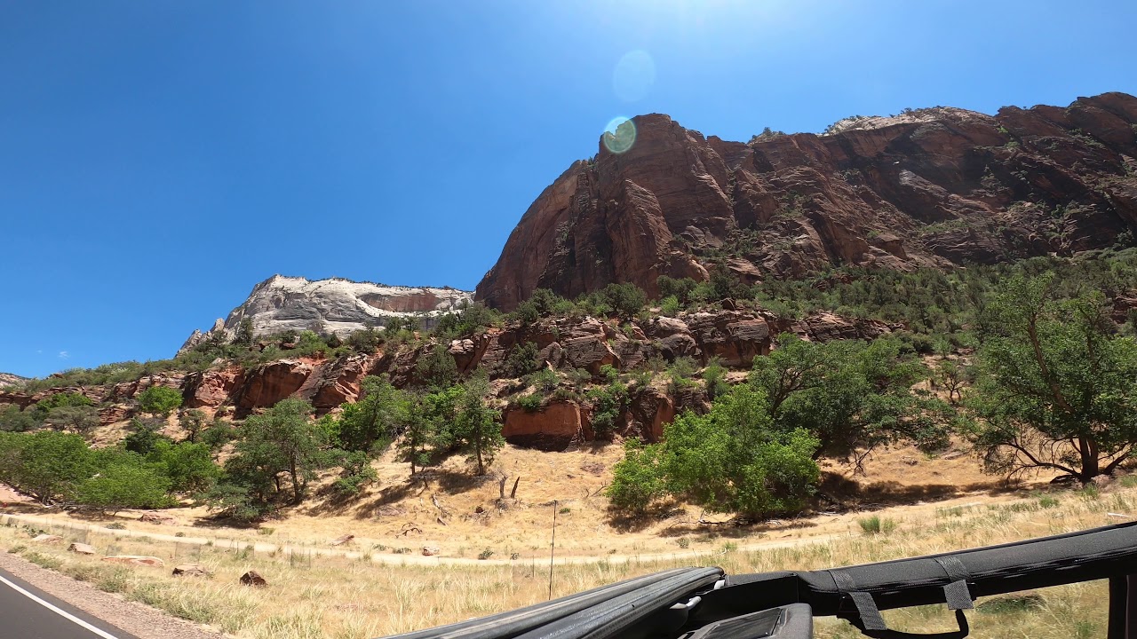 GH010182 Floor of the Valley Road, Zion 2020-0616