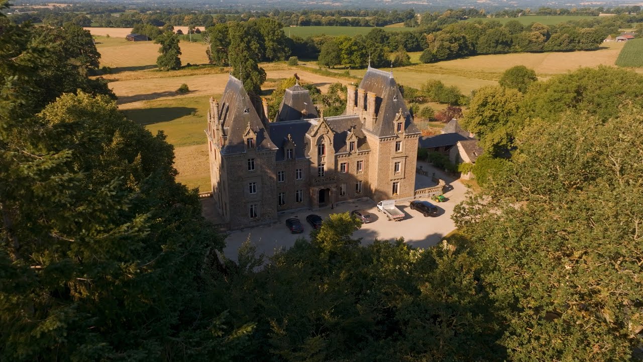 Back at the Château: It’s Worse Than We Remembered