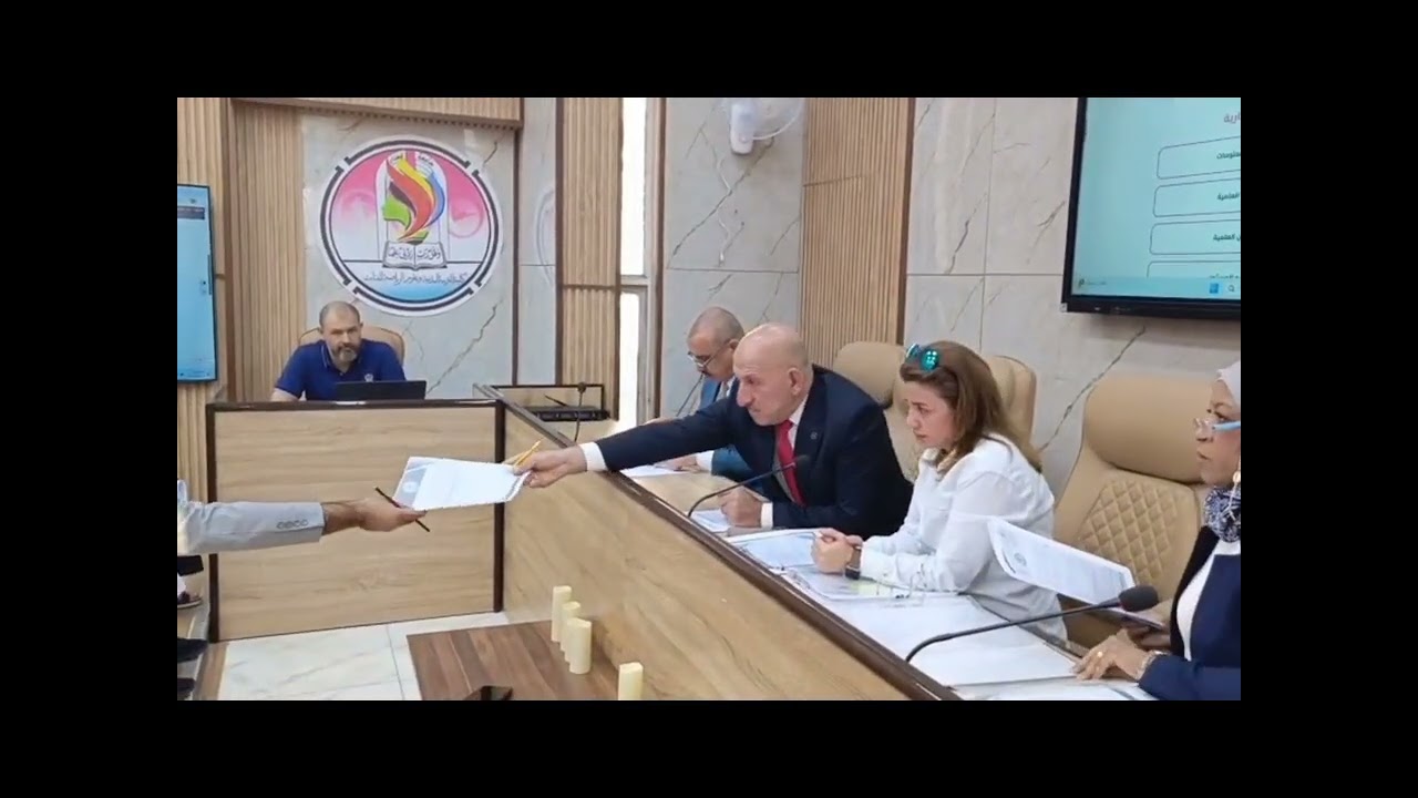 جانب من زيارة اللجنة الوزارية لتقييم واقع البنى التحتية والاكاديمية في كليتنا