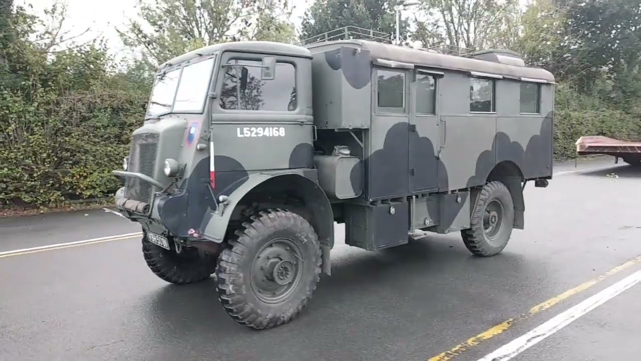Lot 64 - 1943 Bedford QLR