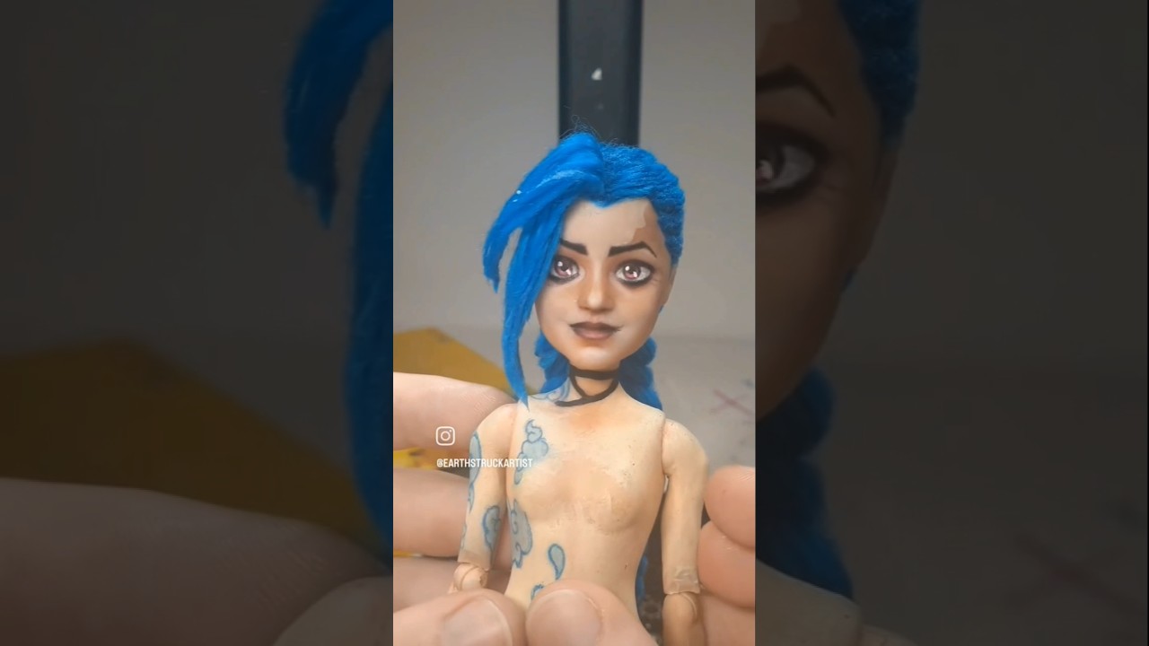 Braiding My Jinx Dolls Hair 