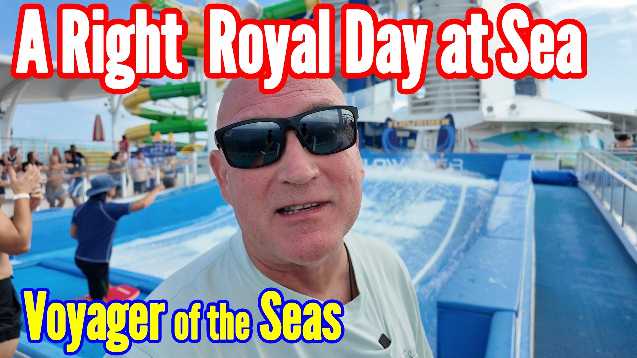 День в море на борту лайнера Voyager of the Seas: аквапарк Flowrider, мини-гольф, саб-футбол.
