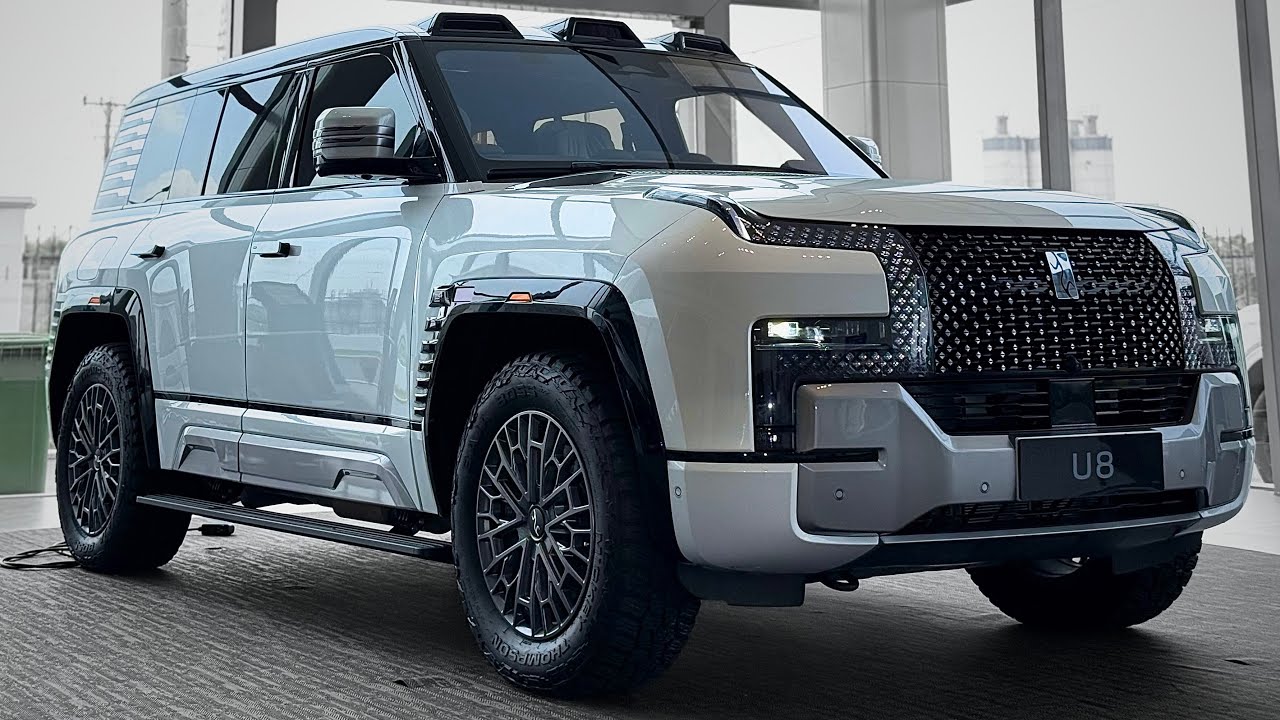 BYD Yangwang U8 &ndash; 1,200HP Monster SUV Shocked Me!