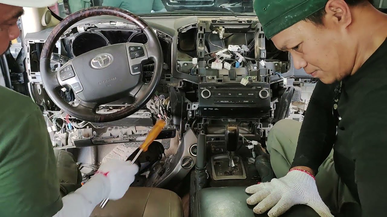 TOYOTA LAND CRUISER : AIR CON FLOW ( DIRECTION) PROBLEM