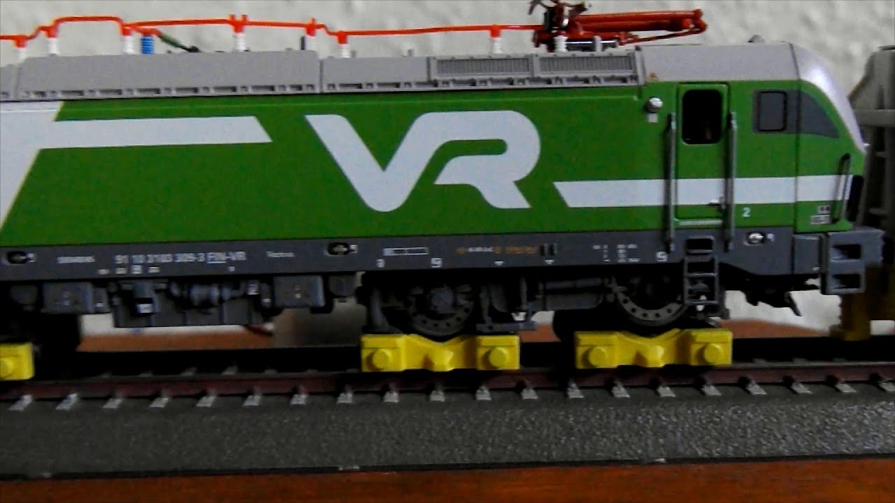 RAIL ADVENTURE WAGON AND DUMMY LOCO SET 01012