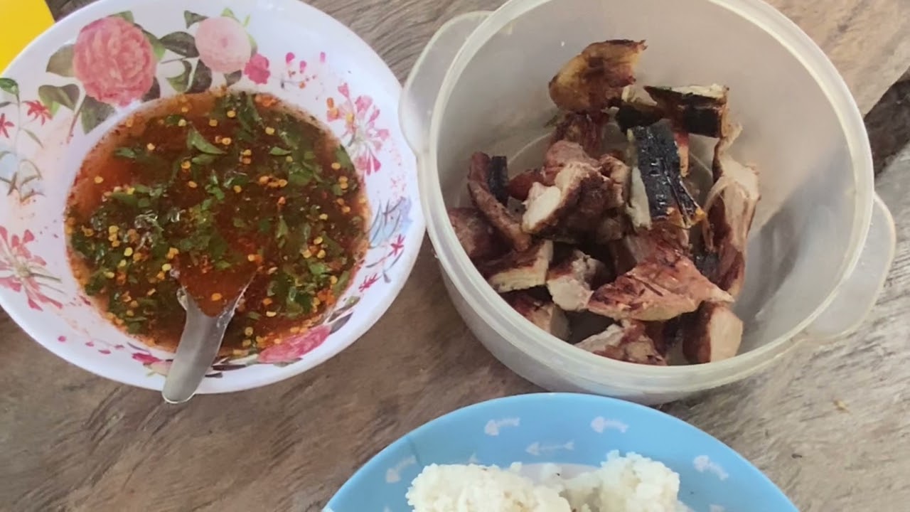 ជីវិត​កសិករ​ស្រុកស្រែ​ ដល់ម៉ោងបាយថ្ងៃត្រង់