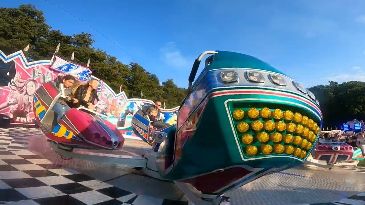Svatováclavská pouť 2022 - Break dance off-ride