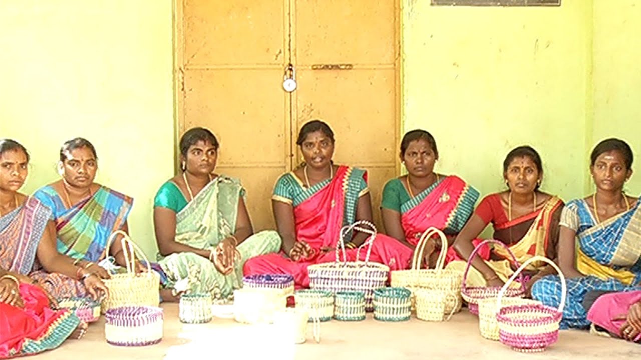 பனை ஓலை மூலம் பொருட்களை தயார் செய்து நல்ல லாபம் பெரும் பெண்கள் குழு | Malarum Bhoomi