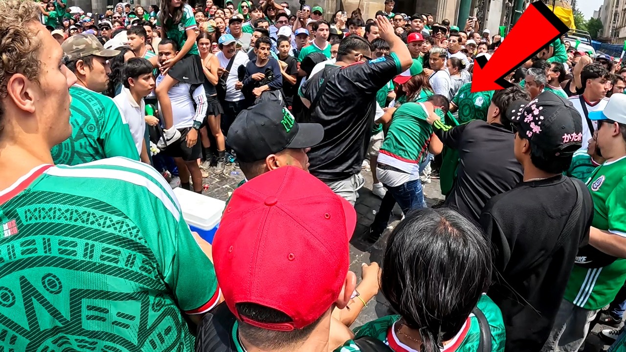 Mexico VS South Africa (2-0) LIVE | Fights, Protest....What Can Go Wrong? 🇲🇽