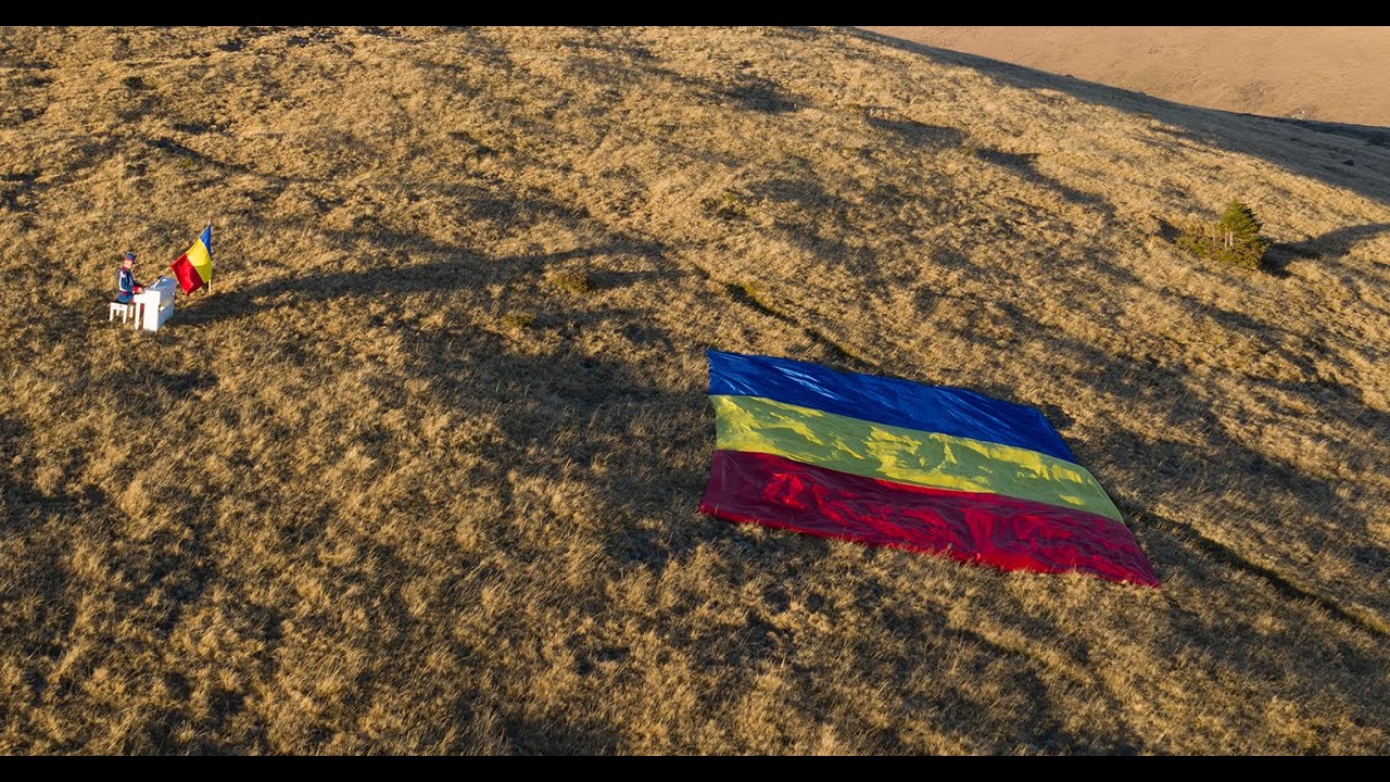 Imnul Național &bdquo;Deșteaptă-te rom&acirc;ne!&rdquo; (pian) - Mesajul Jandarmeriei Romane de Ziua Natională