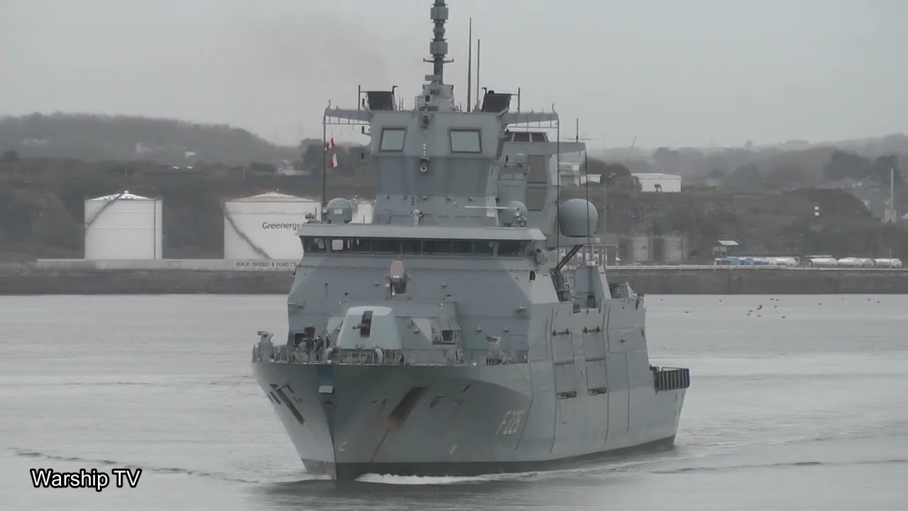 GERMAN NAVY BADEN-WURTTEMBERG CLASS FRIGATE FGS RHEINLAND-PFALZ F225 ENTERS DEVONPORT 17-11-23