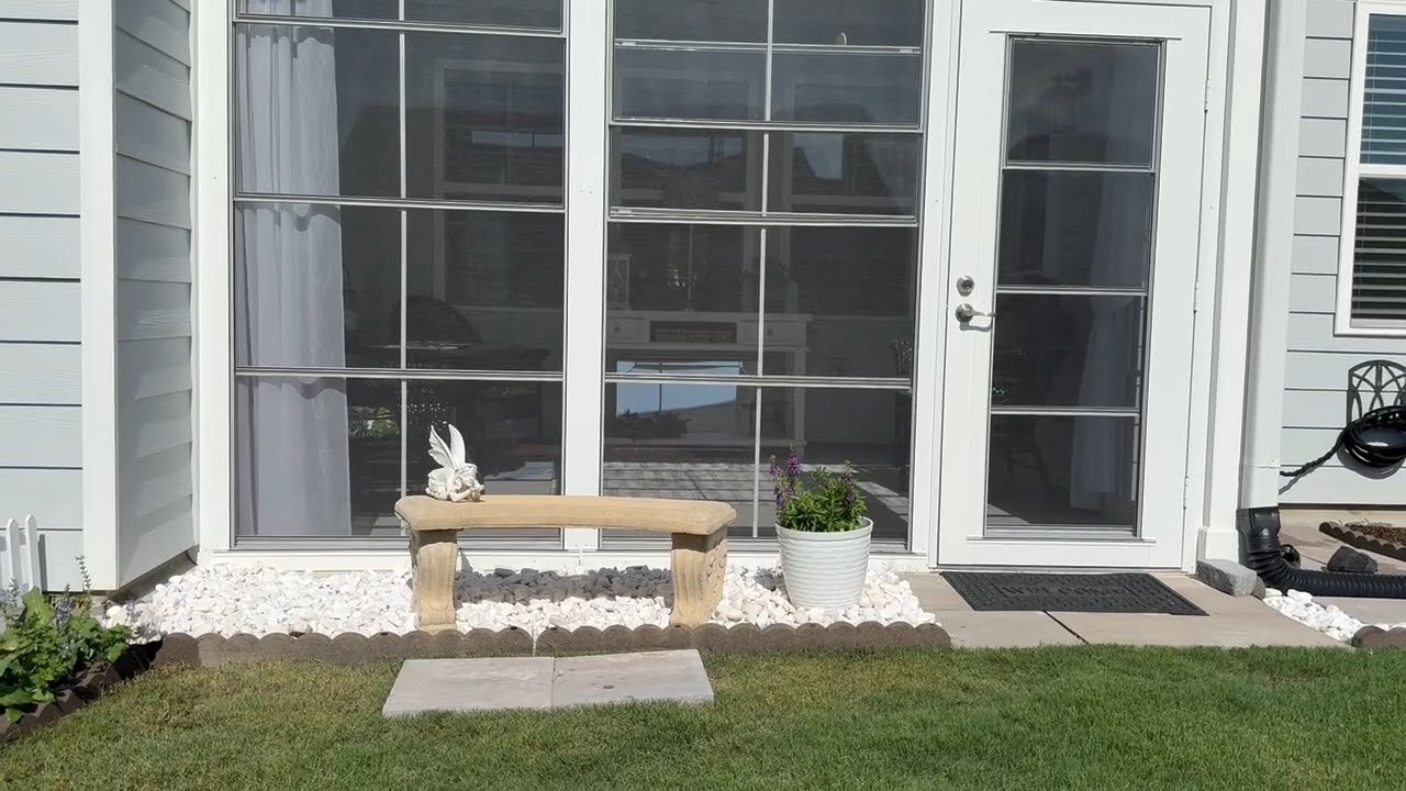 SMALL BACKYARD MAKEOVER / BEFORE AND AFTER / NEW HOME
