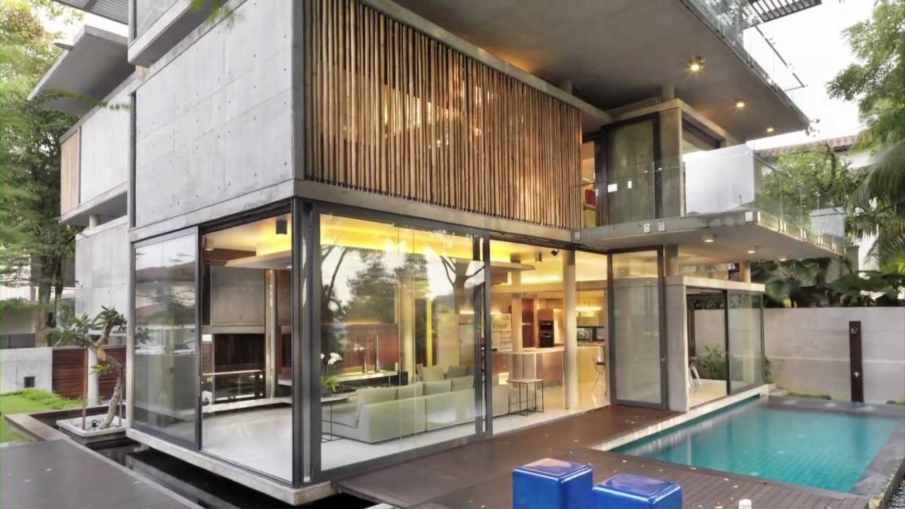 Sustainable design in this Kuala Lumpur house with climate control solar chimney & bamboo sunscreens