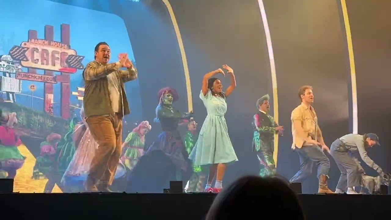 The Wizard Of Oz Bows Wimbledon 13/3/24