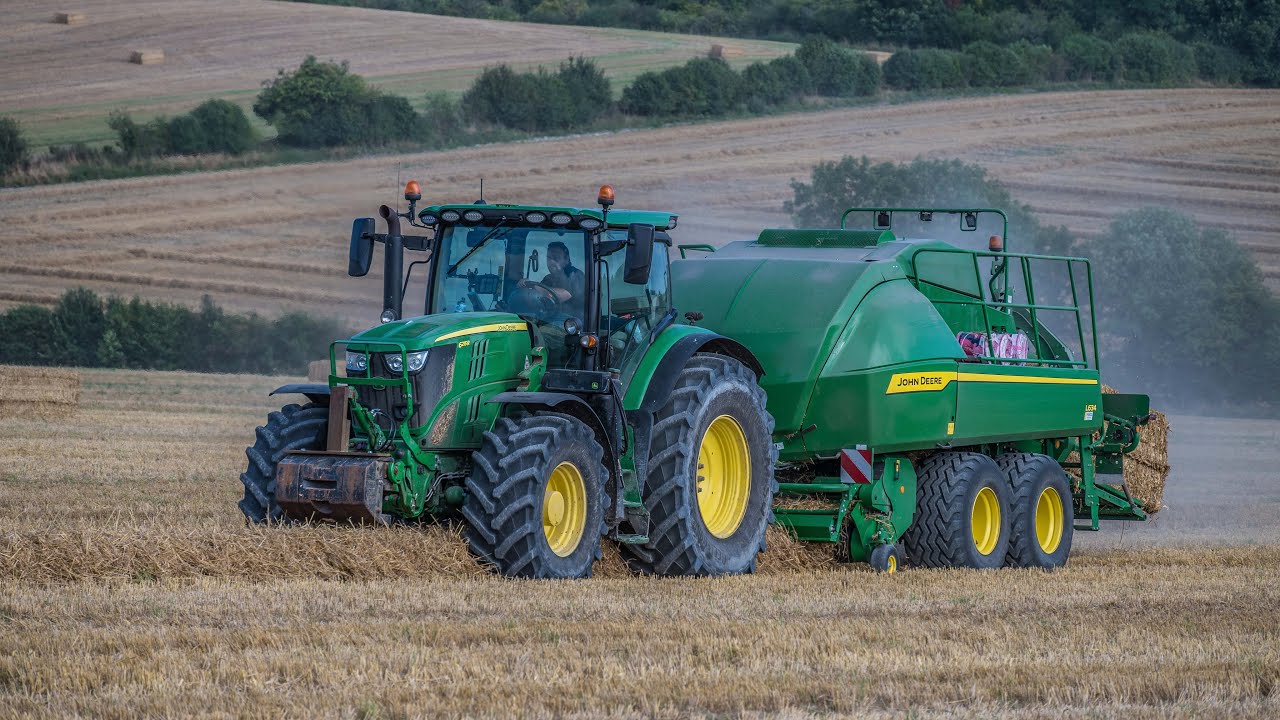 John Deere 6215R @JohnDeere L634 Baler