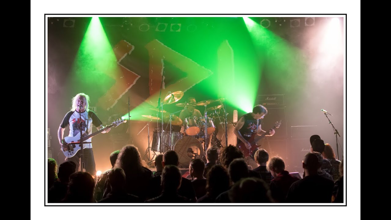 Megamosh live Rosenhof 2015