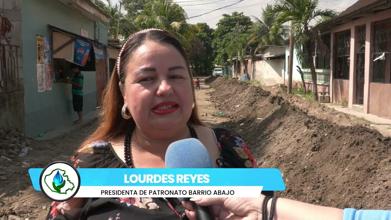 Mejoramiento red de agua potable, instalando 400 metros lineales de tubería PVC en el Barrio Abajo.
