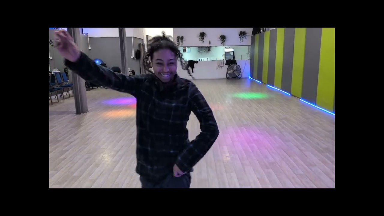 Amazing popping workshop with Paris Crossley 