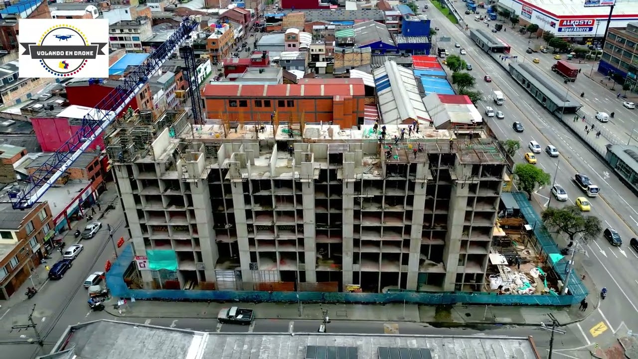 VOLANDO EN DRONE 4K - BARRIO RICAURTE RENOVANDOSE