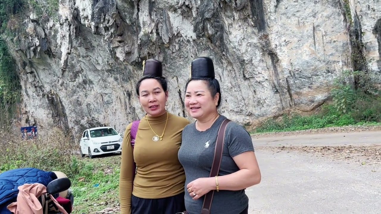 Các anh chị em yêu văn hóa thái đến ăn mừng đám cưới con gái Lò chinh nậm sỏ 