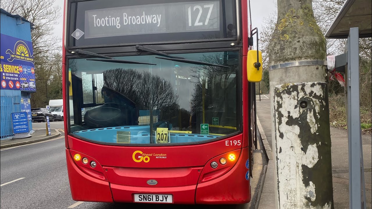 *THRASH* Go-Ahead London Metrobus SN61BJY E195 on 127 to Tooting Broadway.
