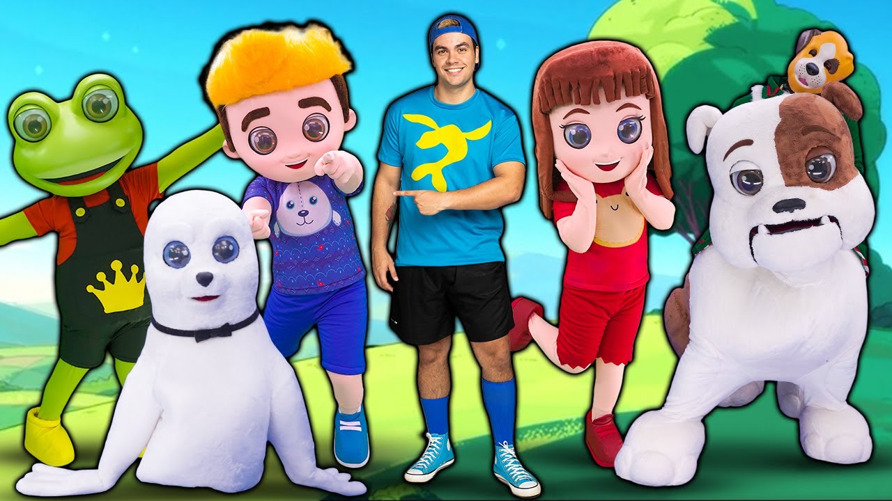 TROSLAMOS TODO MUNDO COM OS BONECOS VIVOS DOS PERSONAGENS DO LUCCAS NETO