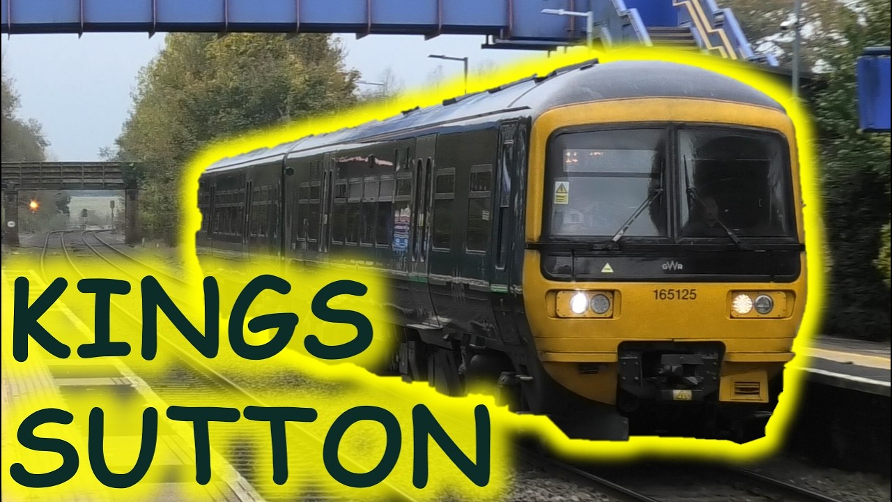 RUSH HOUR Trains at Kings Sutton