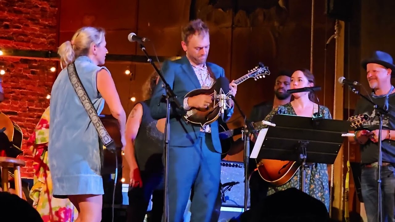 Aoife O'Donovan + Friends: 