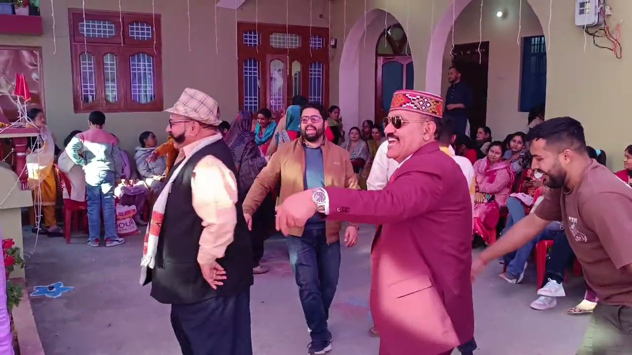 #pahadi#2026#pahadidance#trending#trendingshorts#trendingvideo#shaadi#apnaswag#himachalpradesh 