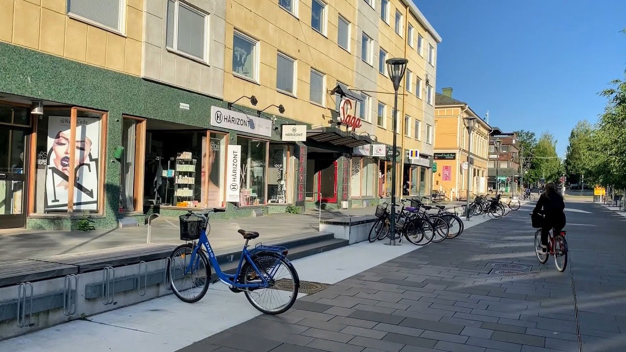 Sweden Walks: Umeå (Skolgatan, early morning in July)