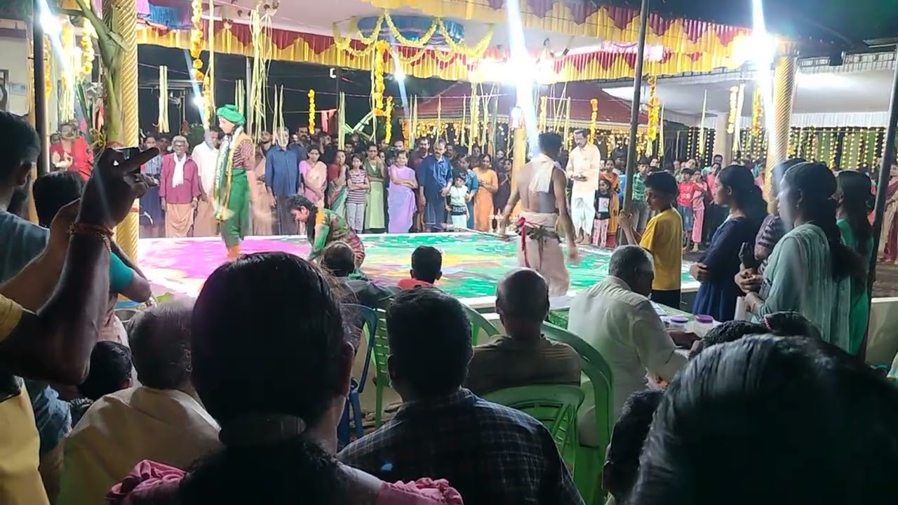 ഗന്ധർവ്വൻ തുള്ളൽ 🙏പൊടികളം 🙏