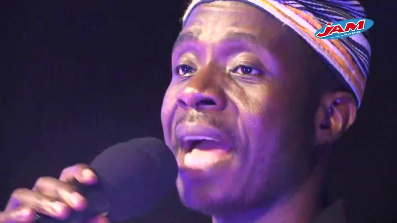 Onel Mala en concert live acoustique #OnTheRoof sur Radio Jam