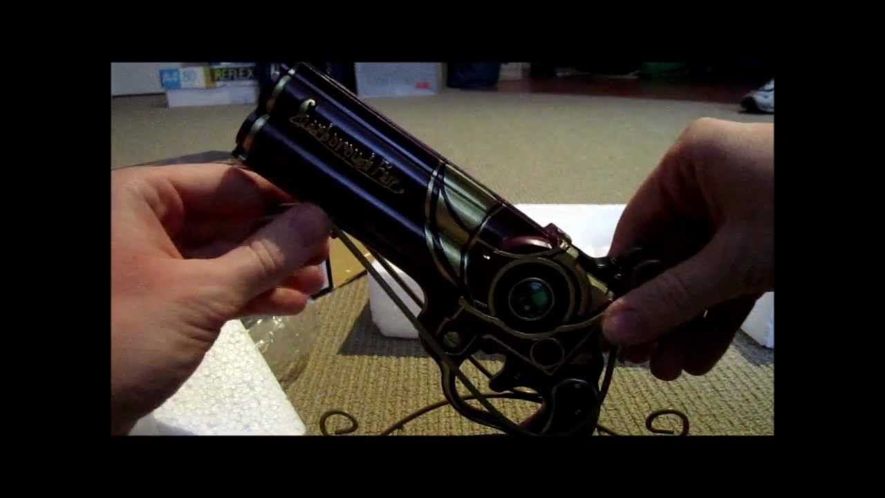 Bayonetta Collector's Scarborough Fair Replica Unboxing!