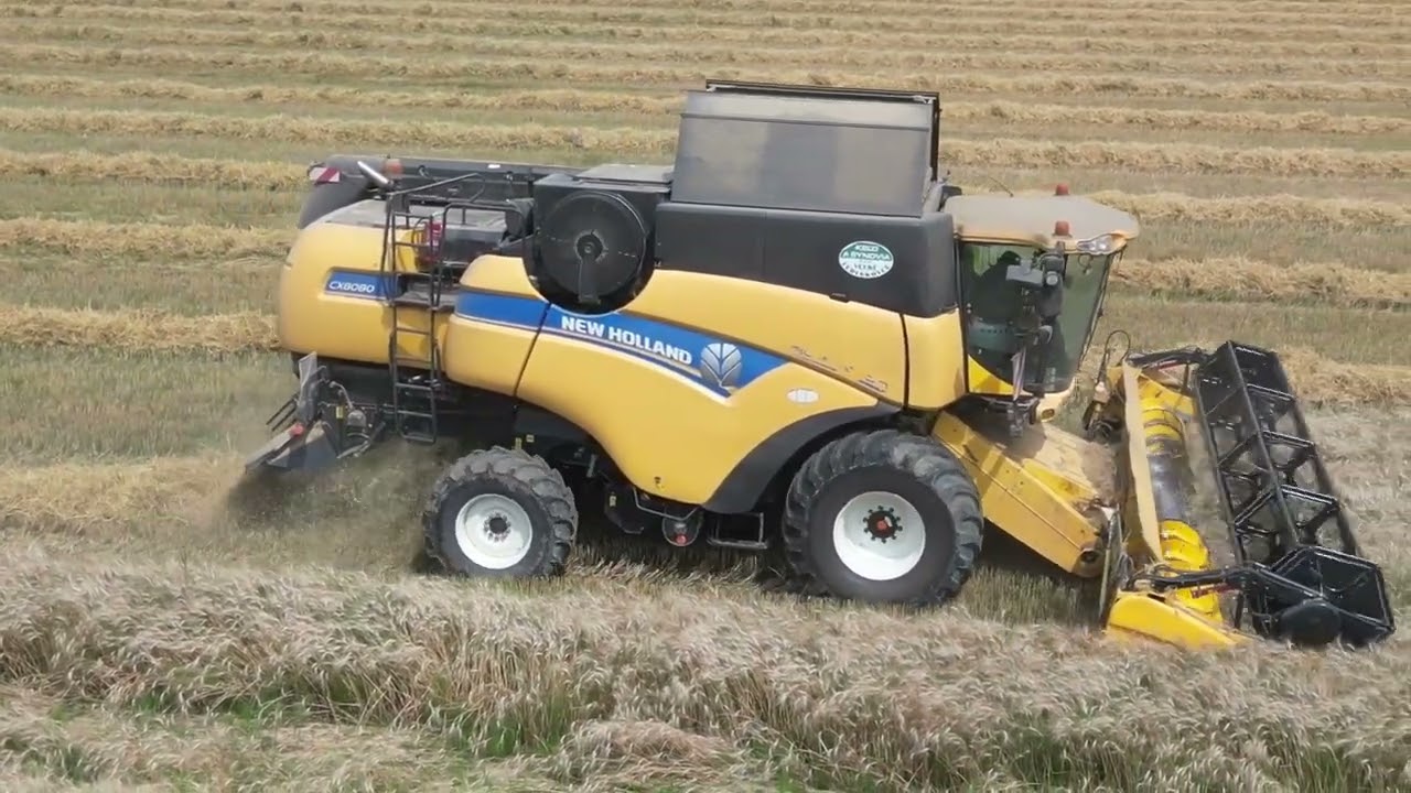 New Holland CX 8080 & CX 8080