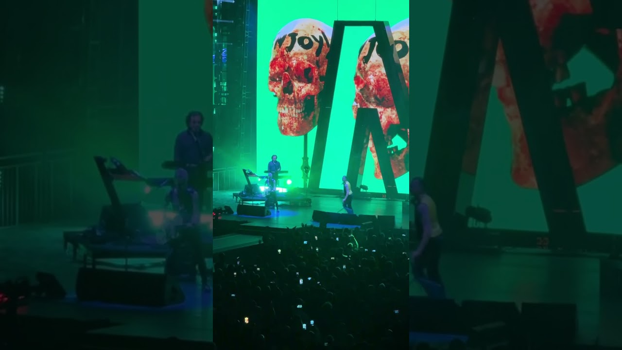 Depeche Mode „Enjoy The Silence“ Munich/München Olympiahalle 7.3.24