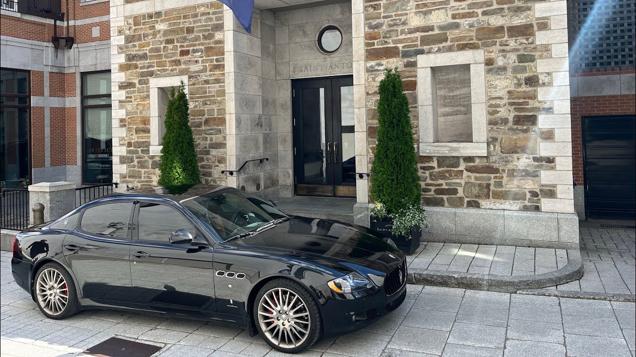 Maserati Quattroporte 4.7 GTS low-speed growling. Lap of Ville de Quebec.