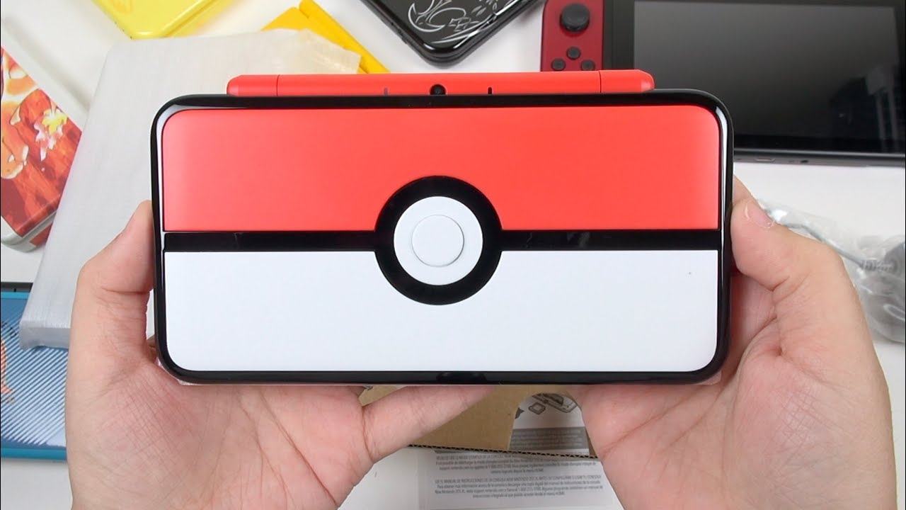 Новая версия 2DS XL Poké Ball: распаковка и впечатления