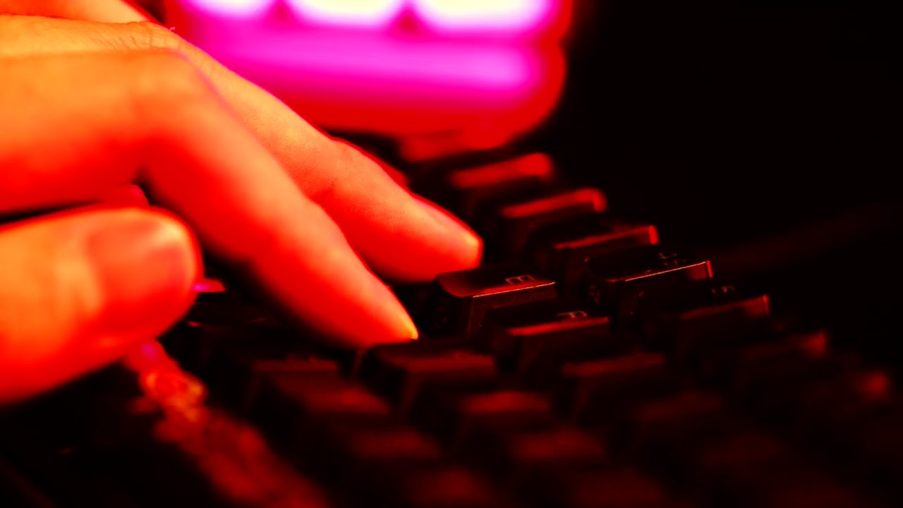I Tried Typing Fast but the Sound Slowed Time Juicy Audio Layers Bouncy Fingers Everywhere 聽覺被接管 2