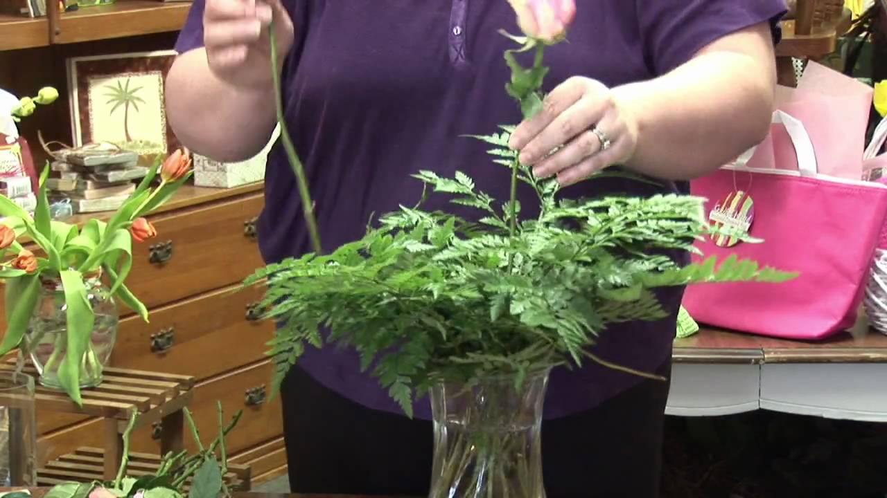 Flower Arrangements : How to Make Funeral Flower Arrangements