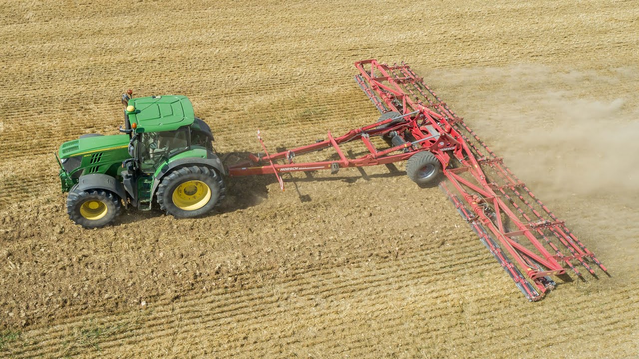Cultro 12 TC de chez Horsch en essai avec un John Deere 6210R