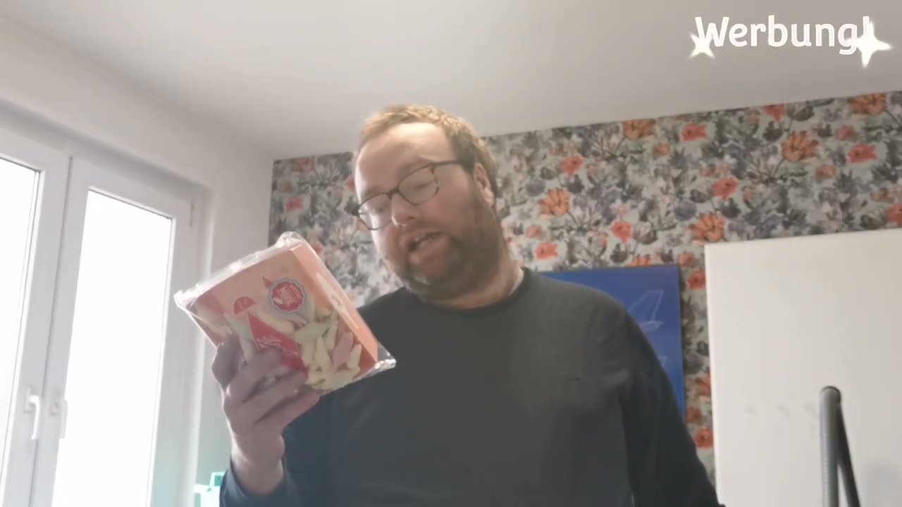 Robin TV die Naschkatze ist wieder da! (Aseli getestet)