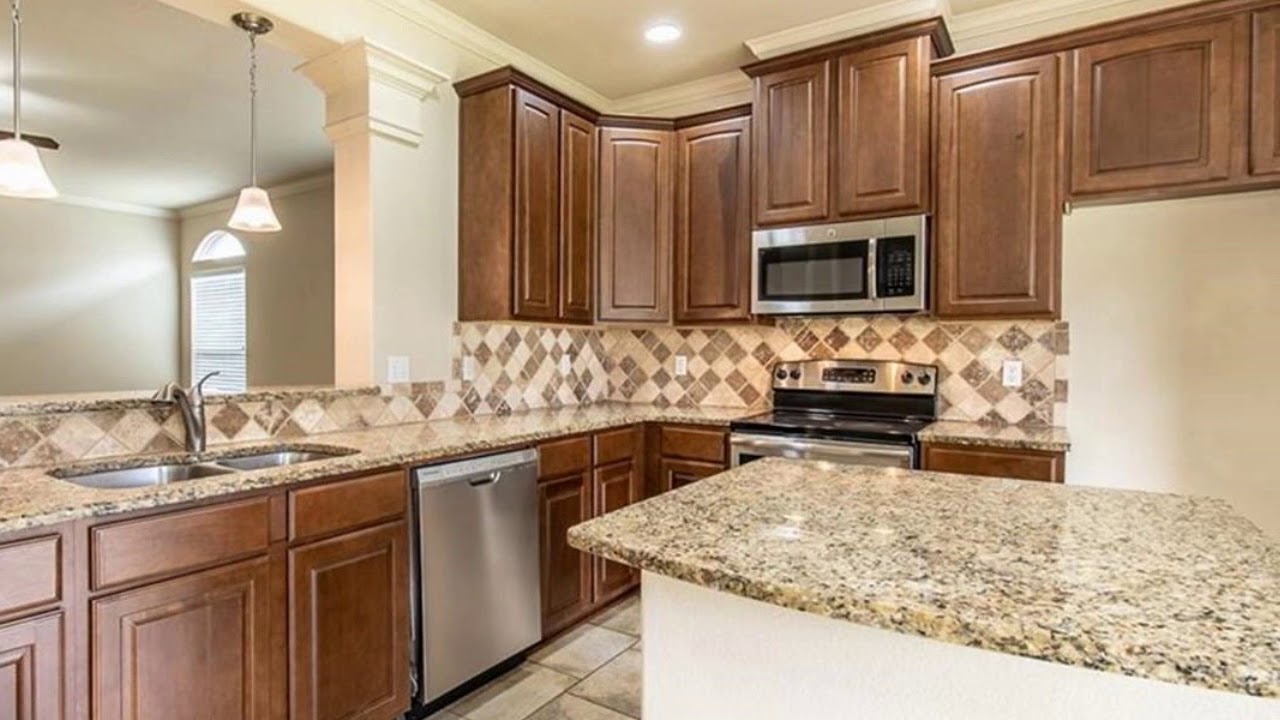 1126 Santa Catalina Dr , Portland TX 78374 - $229,000 with 4 beds, 2 Bath (2 Full Bath) and 1,693 sq
