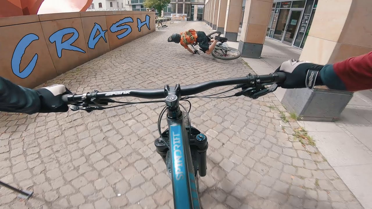 Der heftigste CRASH auf unserem Kanal ❗ | URBAN FREERIDE MTB TOUR Halle(Saale) | Lane 6 Riders