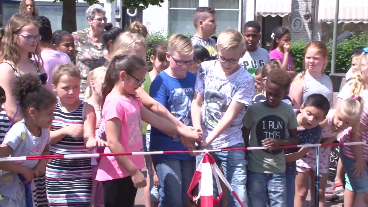 nieuws: Feestelijke opening skatebaan Gorzen.
